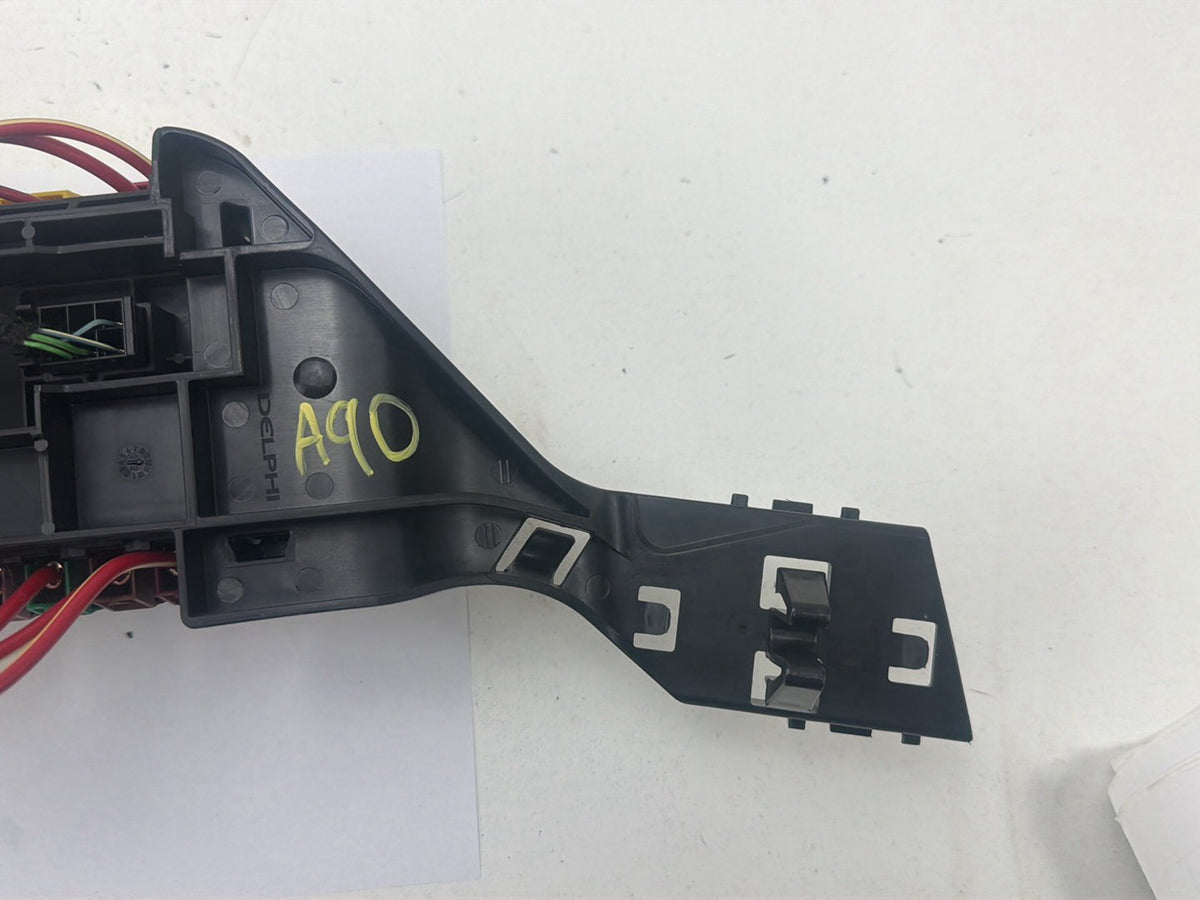 2012-2015 Mercedes-Benz ML550 Fuse Relay Box Junction Block A1665402350 OEM