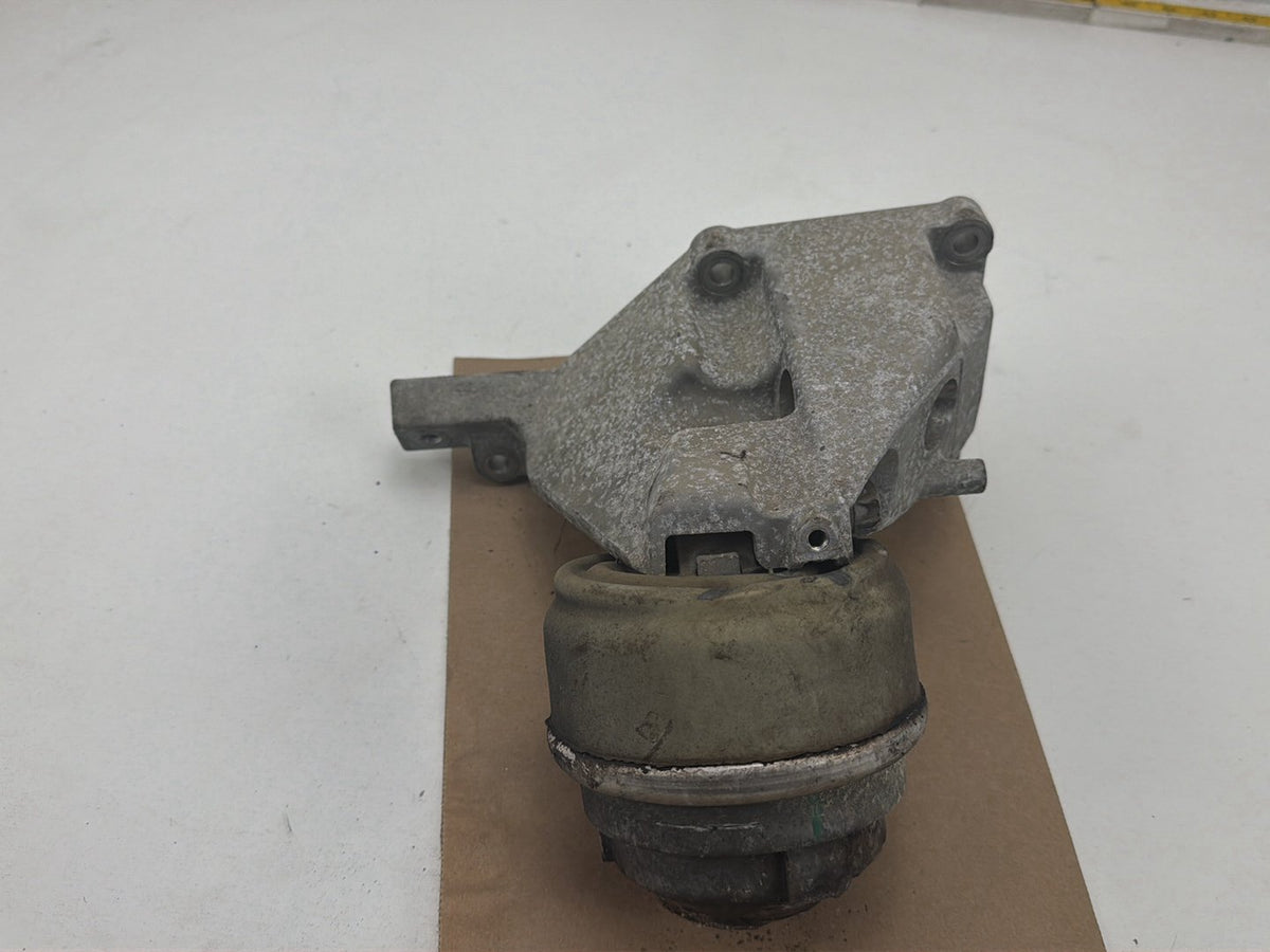2007-2013 Mercedes-Benz S-Class W221 S550 Left Engine Mount A2782234504 OEM