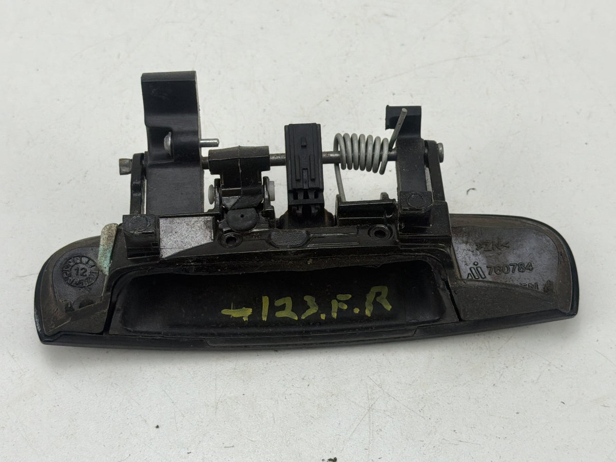2011-2014 Dodge Charger Front Right Side Exterior Door Handle 31195N OEM