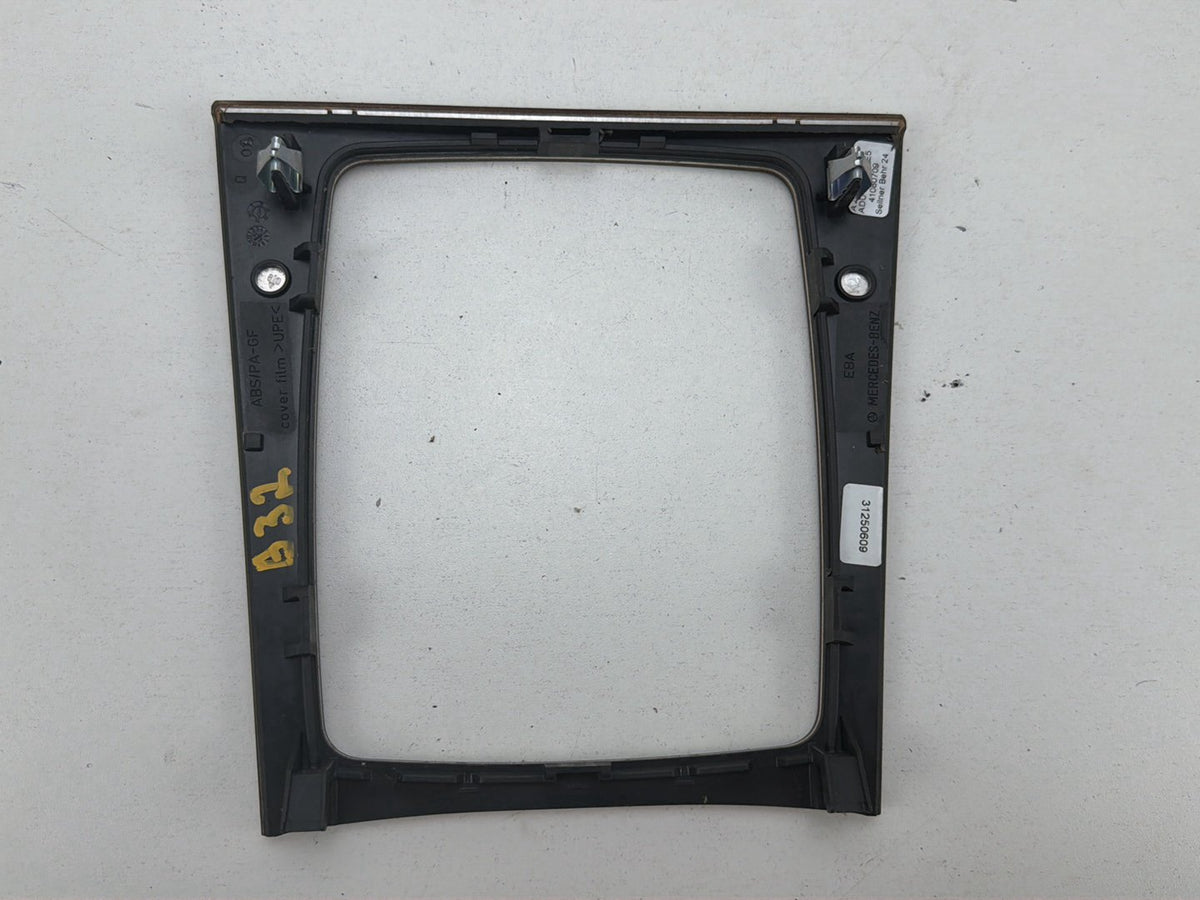 2010-2013 Mercedes-Benz E-Class-Gear Shifting Level Trim Cover OEM