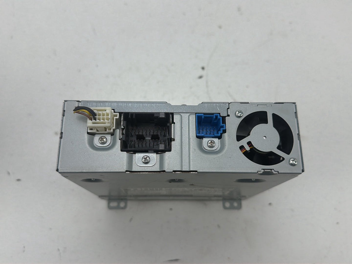 2012-2014 Mercedes-Benz ML550 Rear DVD Player Video Splitter A1669069800 OEM