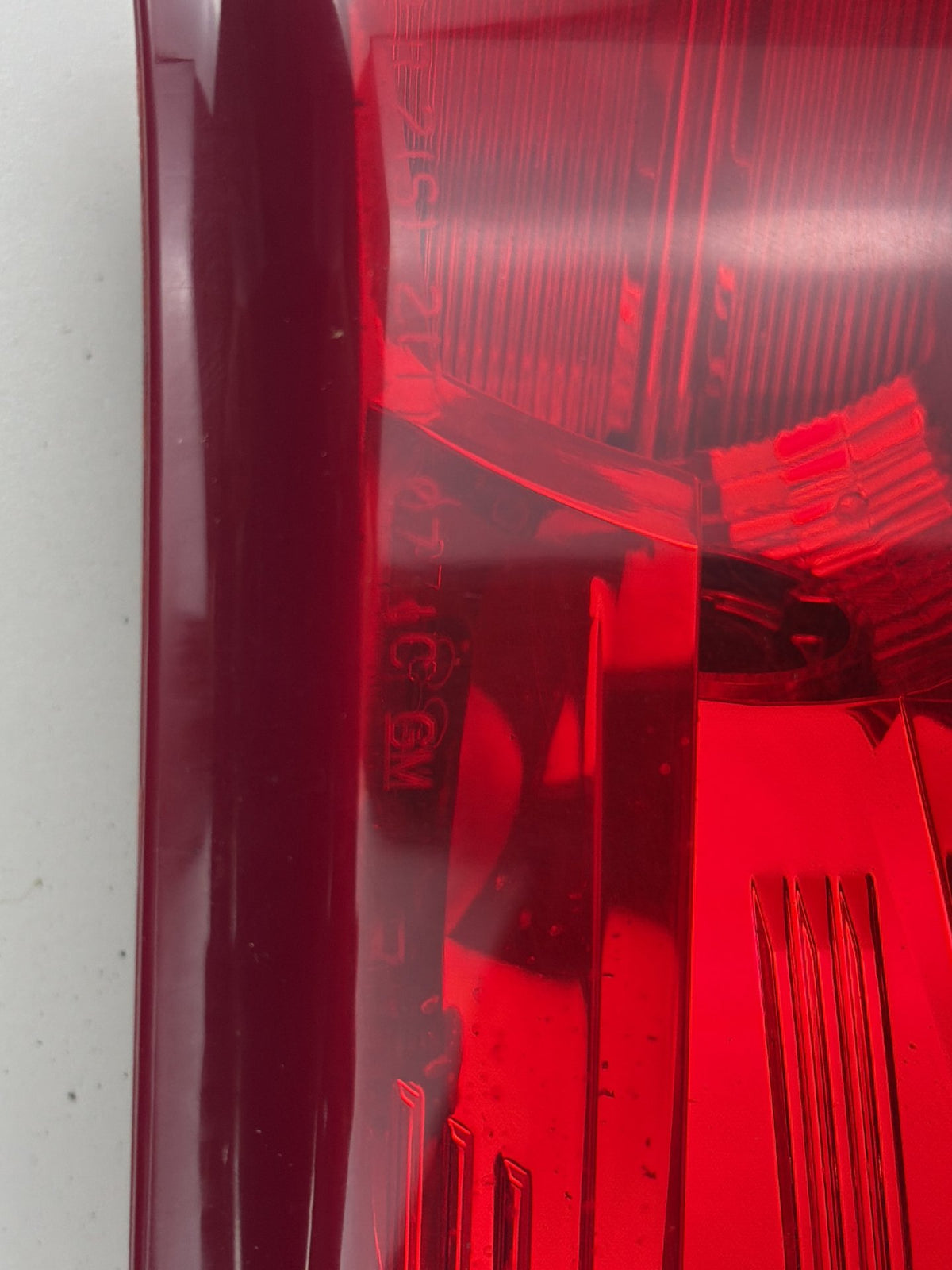 2007-2013 Chevrolet Silverado 1500 Right Passenger Side Tail Light 25958483 OEM