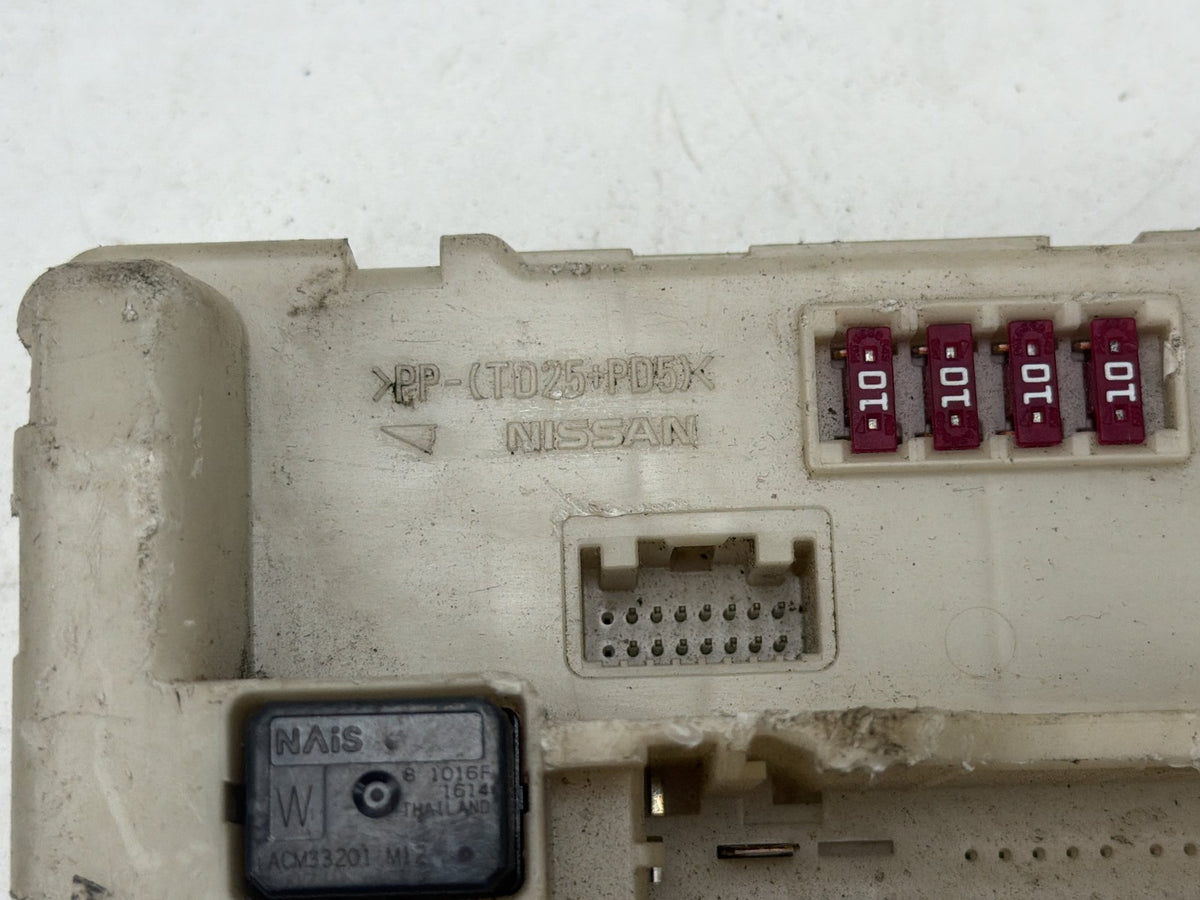 2007-2010 Nissan Altima Under Hood Engine Fuse Box Relay Block 284B7-1AA0A OEM