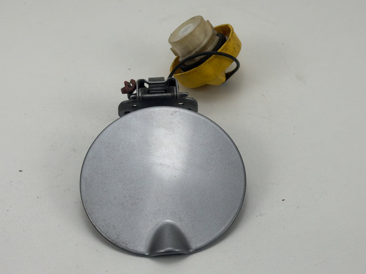 2011-2018 Dodge Grand Caravan Fuel Filler Door Gas Lid Cover With Cap OEM