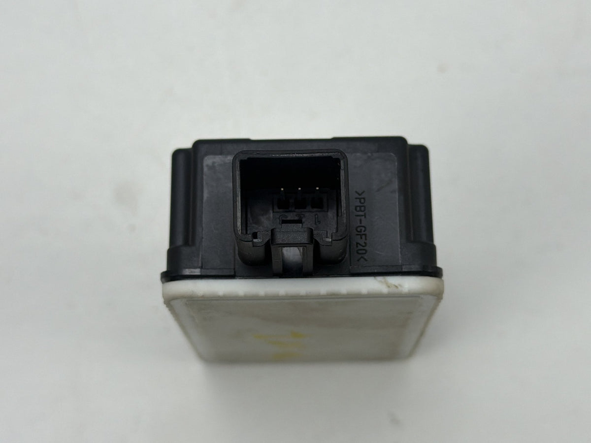 2011-2018 Volvo S60 Tire Pressure Monitoring System (TPMS) Module 31419138 OEM