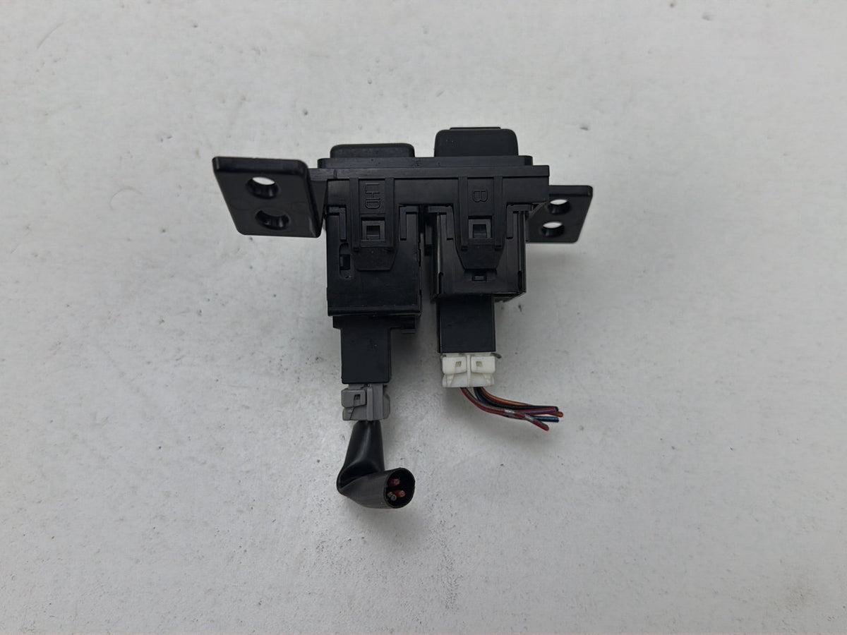 2004-2009 Nissan 350Z Convertible Roadster Top Roof Open Close TCS OFF Switch