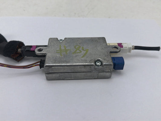 2008-2010 BMW 528i E60 USB Multimedia Hub Antenna Control Module 9123739 OEM