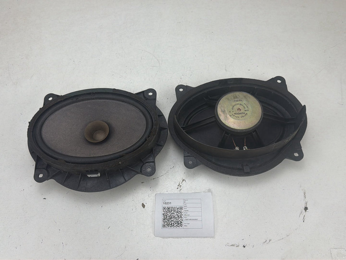 2003-2005 Toyota 4Runner Front Left & Right Side Door Audio Speaker Set of 2 OEM