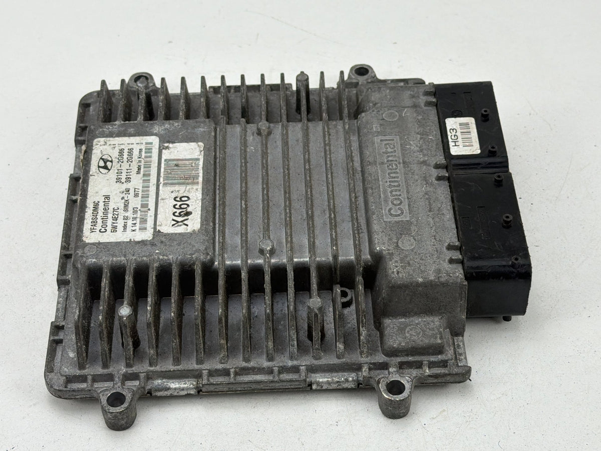 2011-2014 Hyundai Sonata Engine Computer Control Module 39101-2G666 OEM