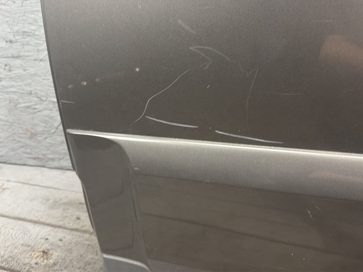 2003-2006 Lincoln Navigator U228 - Rear Left Door Shell OEM