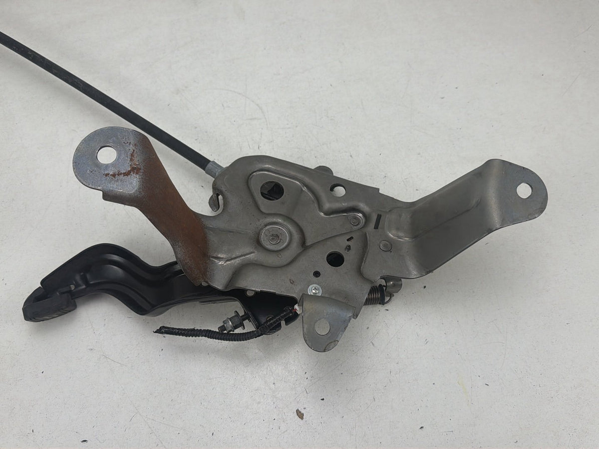 2011 - 2020 Toyota Sienna L30 - Foot Parking Brake Control Pedal Assembly OEM
