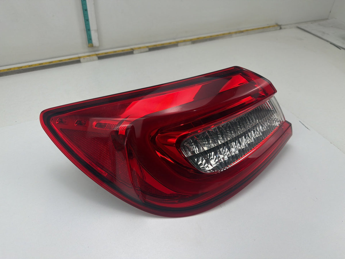 2014-2020 Maserati Quattroporte VI M156 Rear Left Side Outer Tail Light Lamp OEM