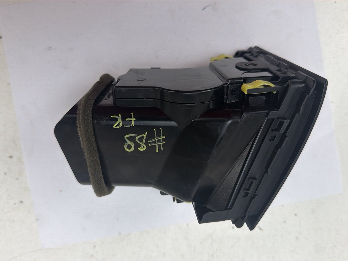 2007-2012 Lexus ES350 S190-Front Right Passenger Air Vent Outlet 55670-33180 OEM