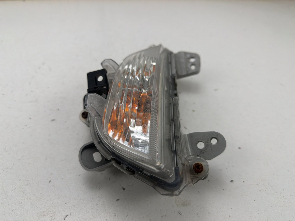 2014-2016 Mazda 3 Front Left Turn Signal Lamp Light B45A51360 OEM