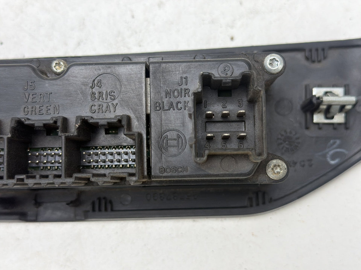 2007-2009 Cadillac Escalade Front Left Driver Side Door Master Window Switch OEM