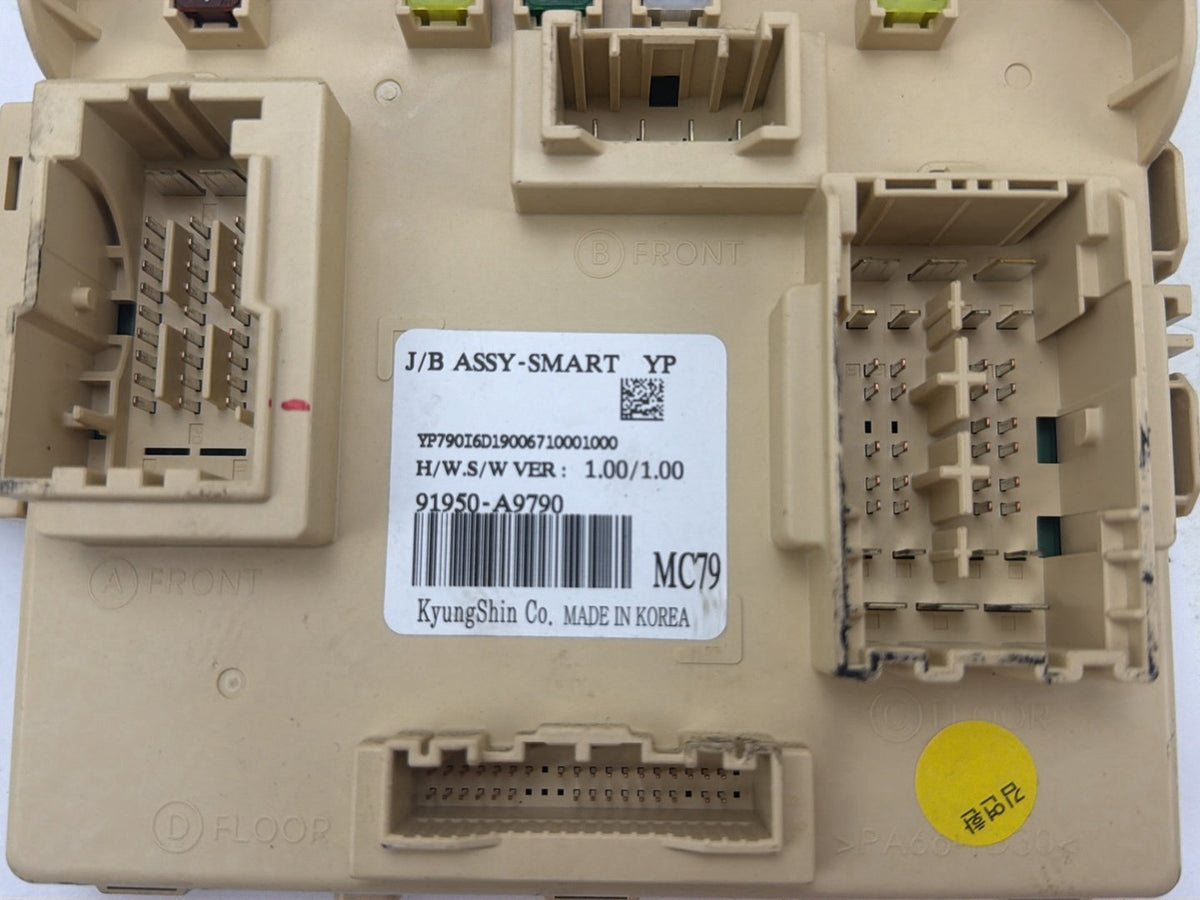 2015-2018 Kia Sedona Dashboard Smart Junction Box Fuse Block 91950-A9790 OEM