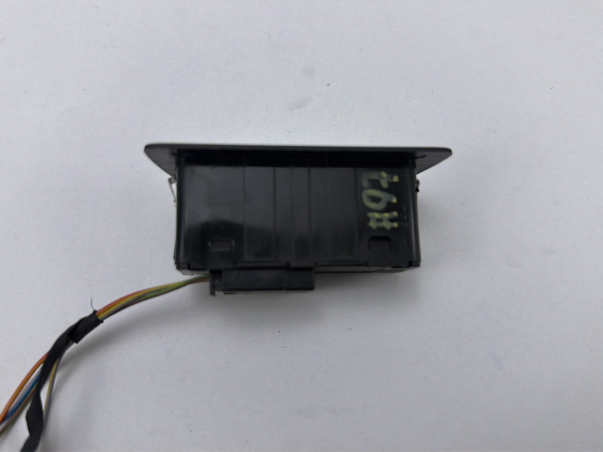 2011-2016 BMW 550i xDrive Trunk Lid Central Lock Unlock Switch 9275121 OEM