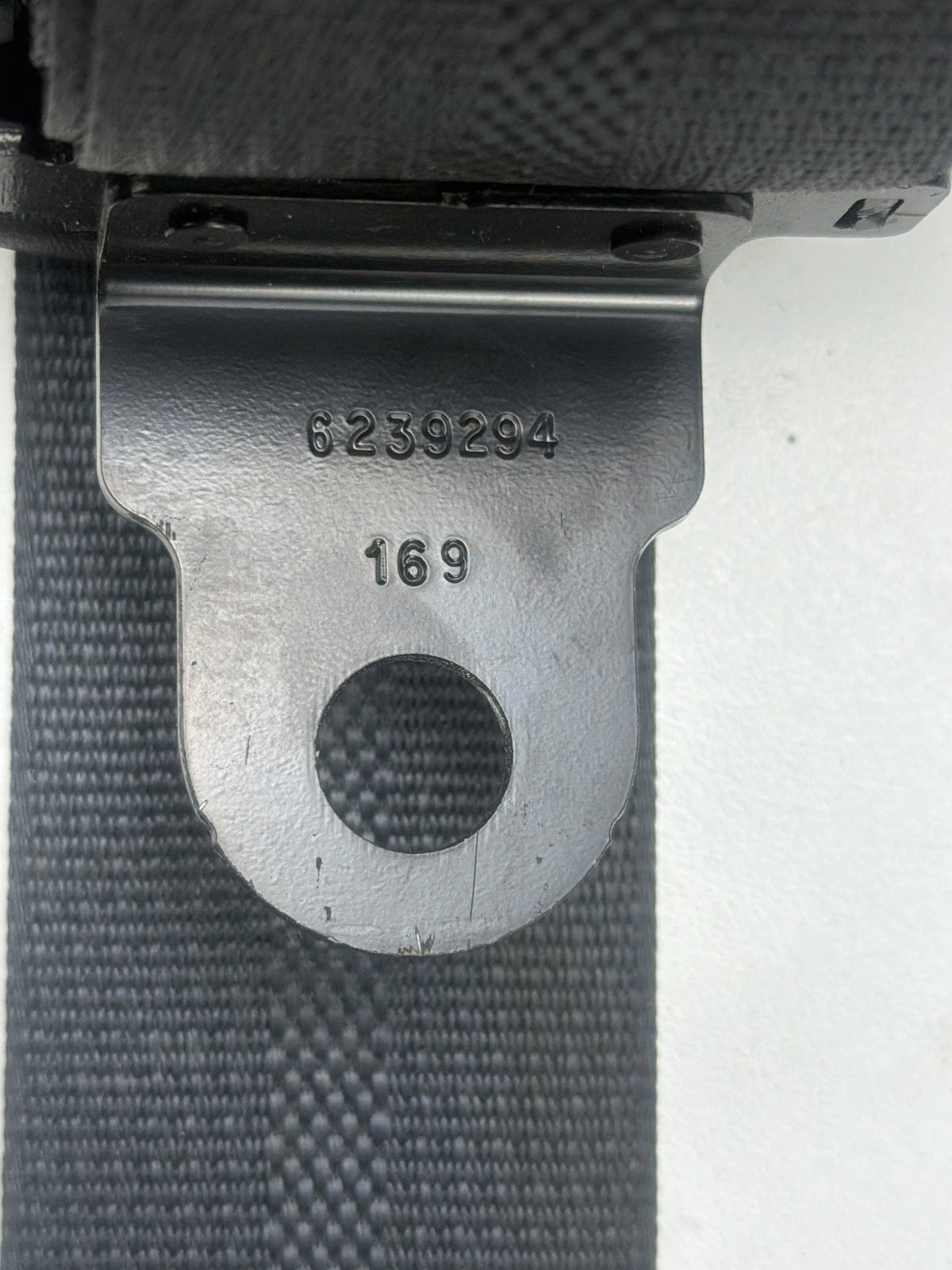 2013-2018 Nissan Altima Rear Left Side Seat Belt Retractor 621946500C OEM