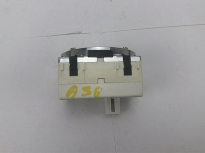 2006-2007 Infiniti M35 Center Dash Clock Panel 25810 EH100 OEM
