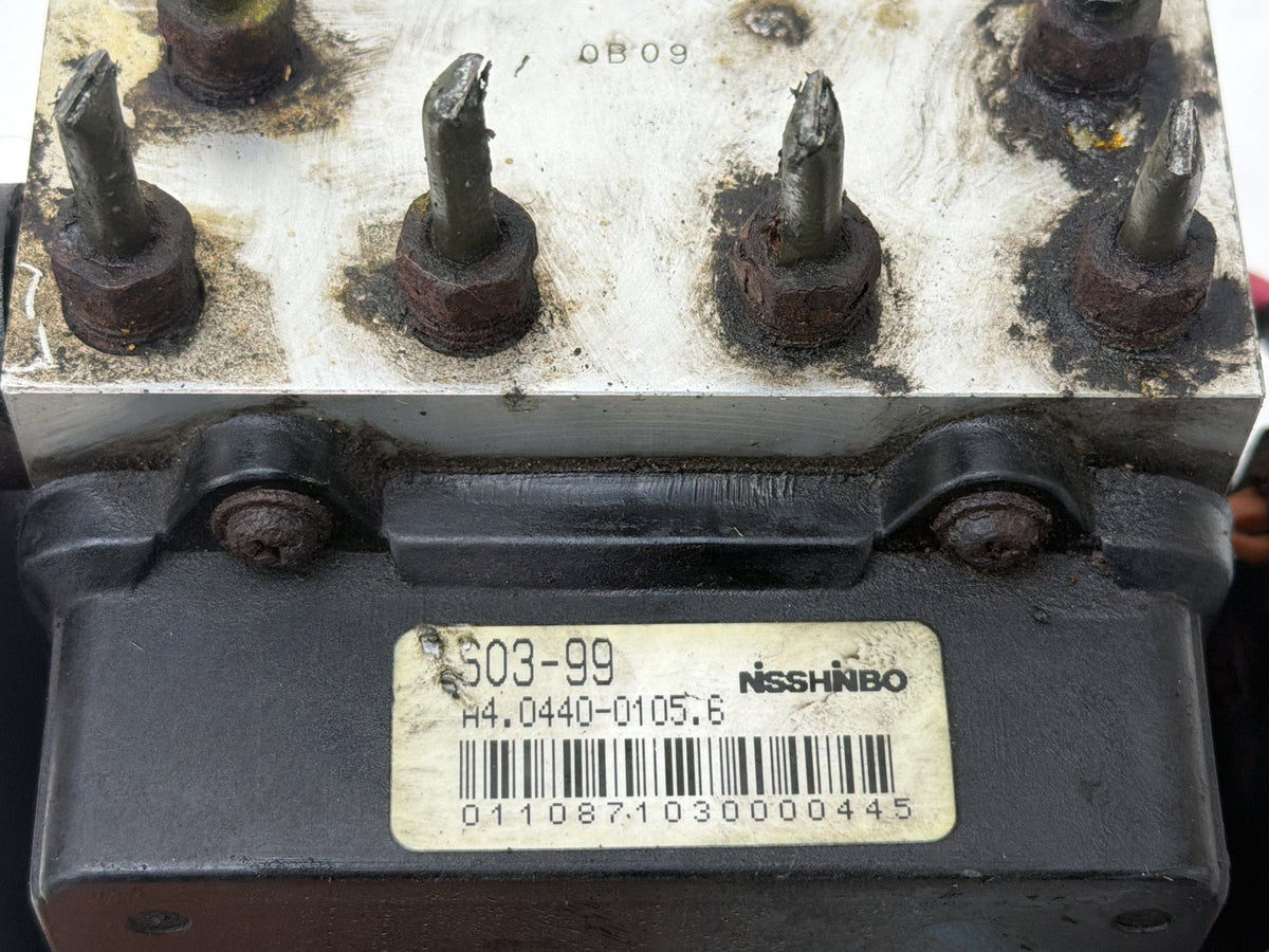 1996-2001 Honda CR-V ABS Pump Anti-Lock Brake Module Q003T05777 OEM