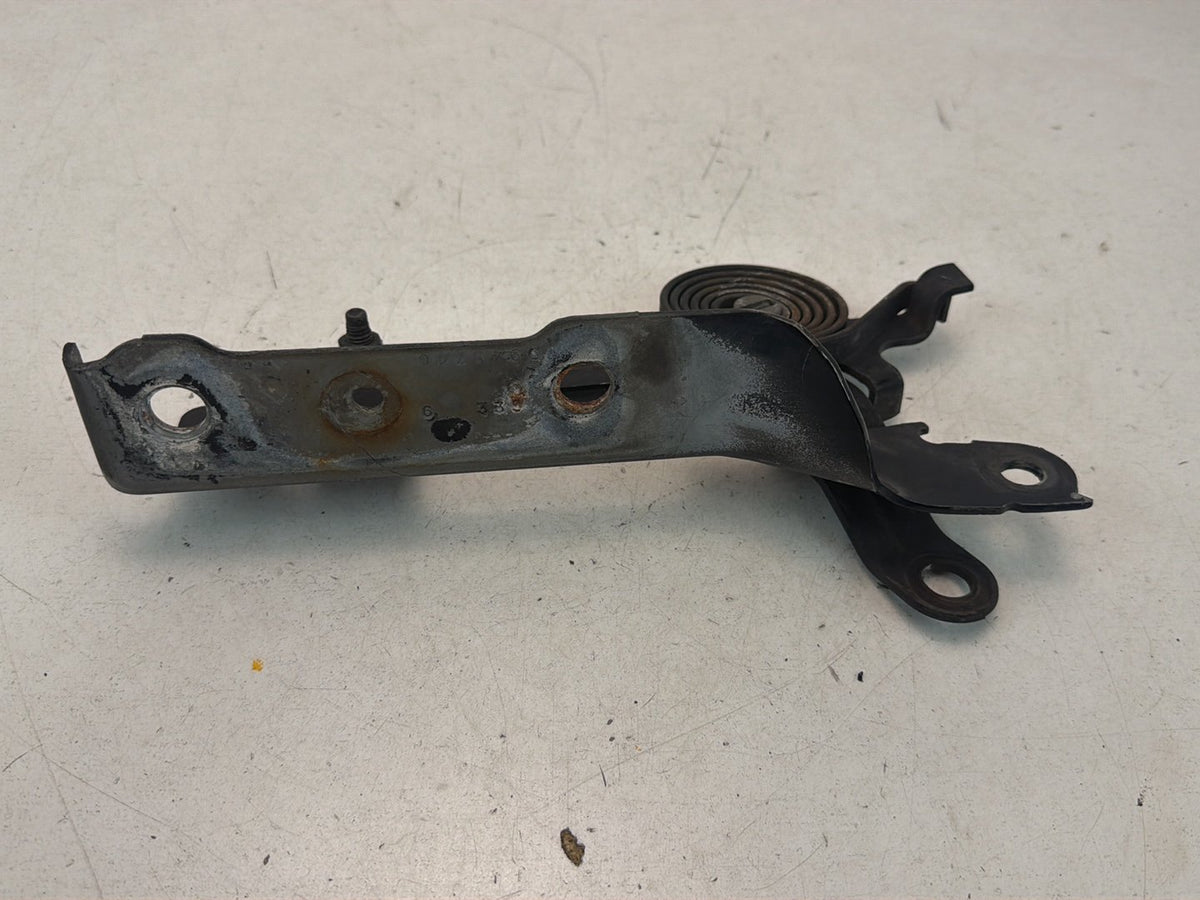 2007-2014 Cadillac Escalade -Front LH Driver Side Hood Hinge Spring 15886610 OEM