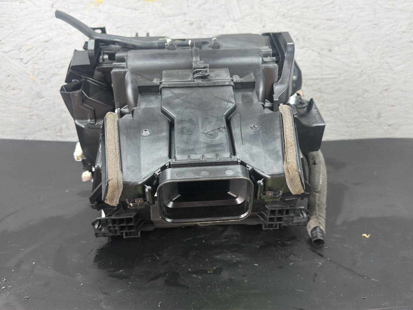 2014-2020 Infiniti Q50 HVAC Heater AC Evaporator Housing Case OEM