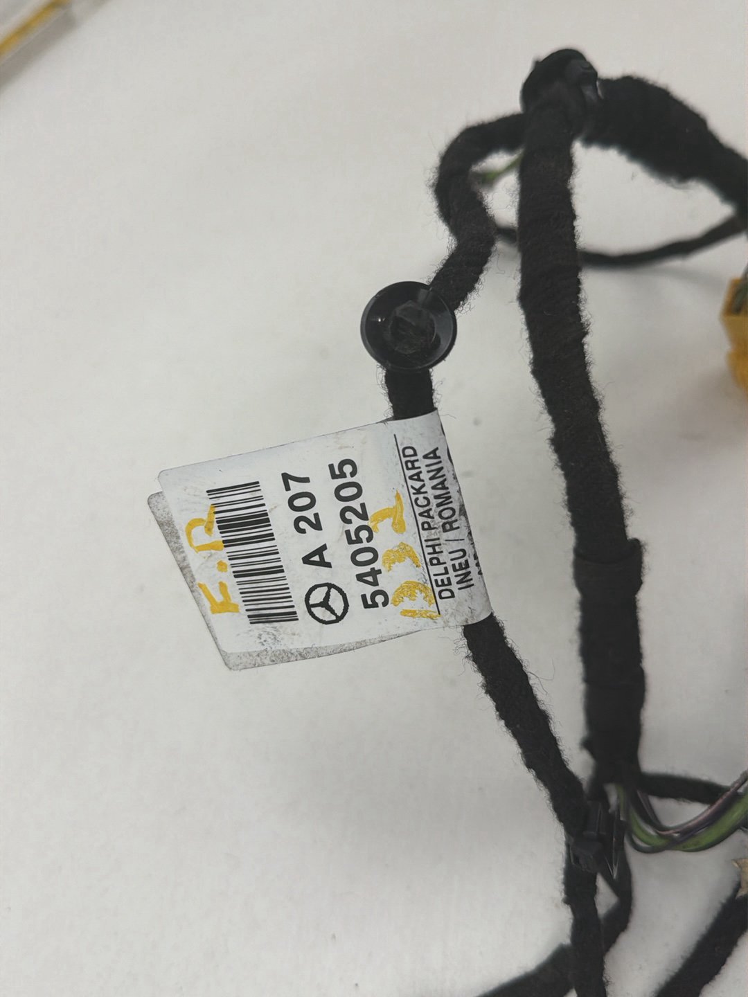2010-2013 Mercedes-Benz E-Class-Left Front Door Wiring Harness A2075405205 OEM