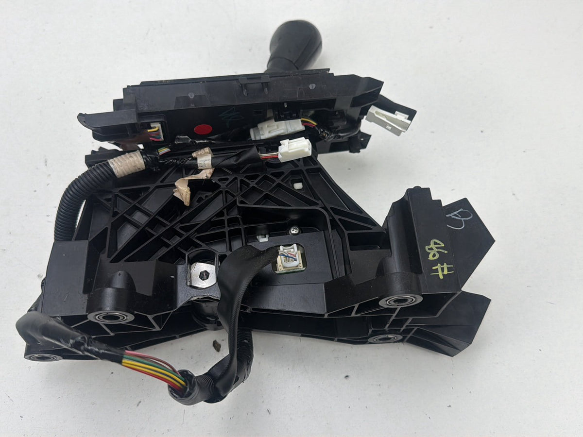 2015-2017 Toyota Camry Automatic Transmission Floor Gear Shifter Lever Box OEM