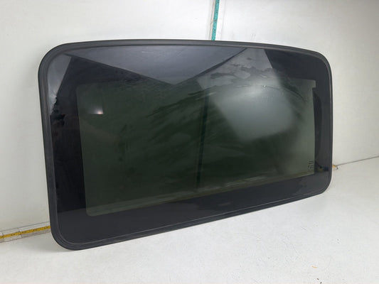 2017-2020 Toyota Sienna Front Overhead Moonroof Sunroof Glass 43R-001390 OEM