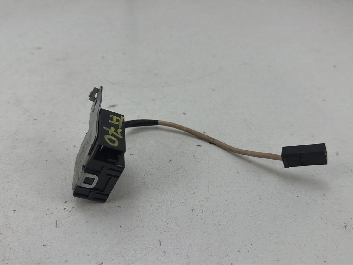 2008-2013 Infiniti G37 Sedan-Rear Window Windshield Defroster Resistor Relay OEM