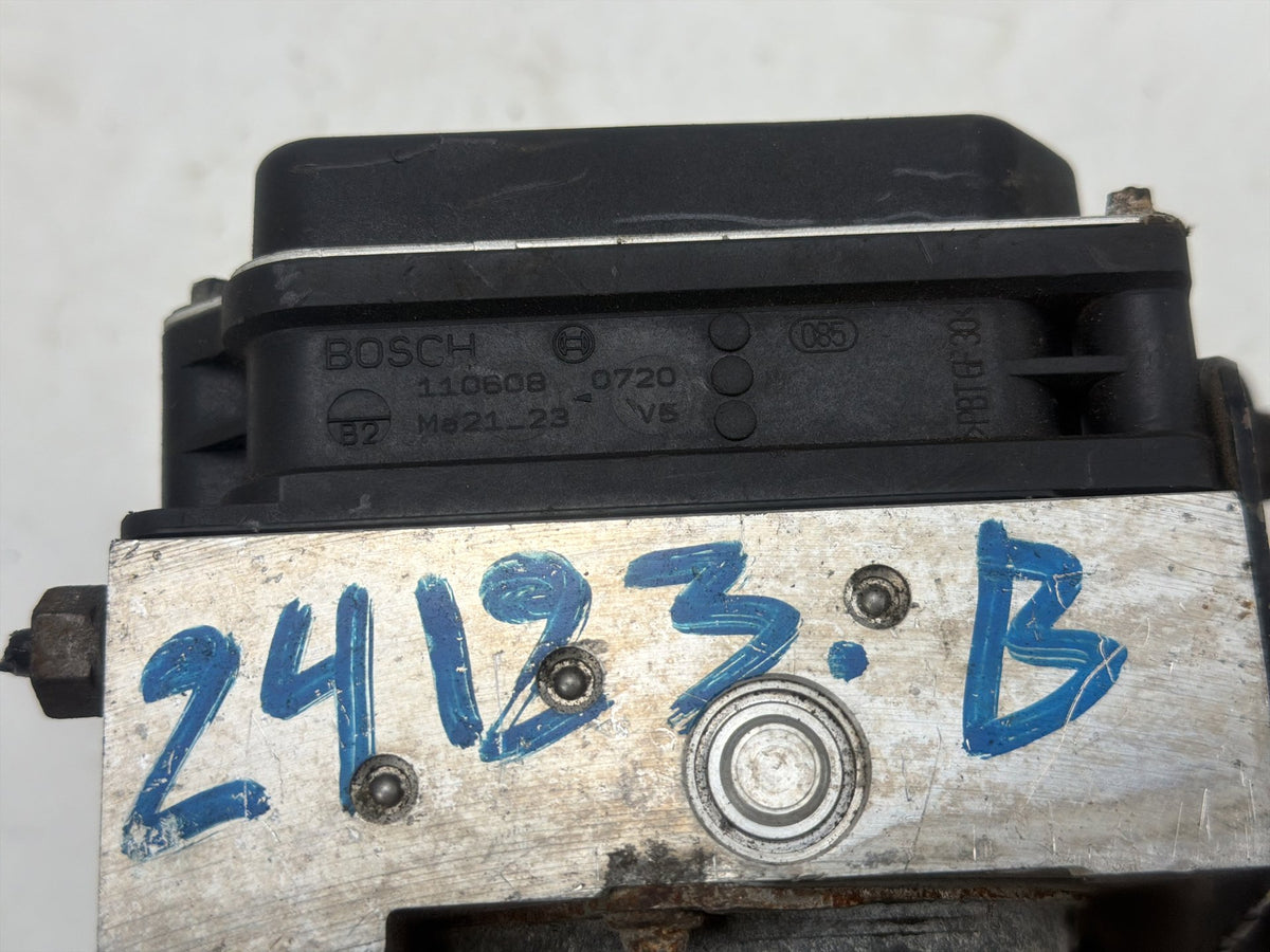 2009-2012 Audi A4 ABS Anti-Lock Brake Pump Module 8K0 907 379 AB OEM