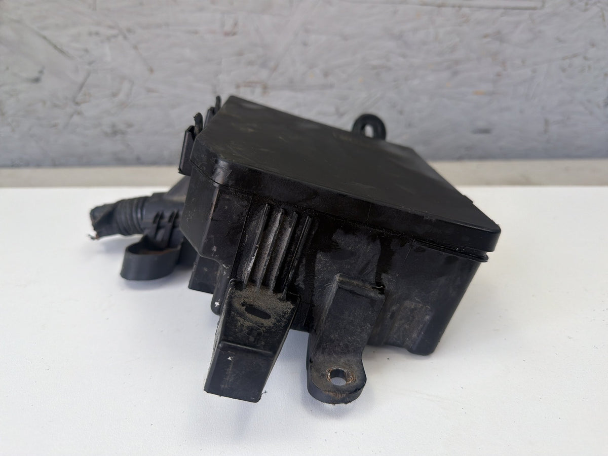 2013-2019 Nissan Sentra - Fuse Relay Box Module 284B7-3RA3E OEM