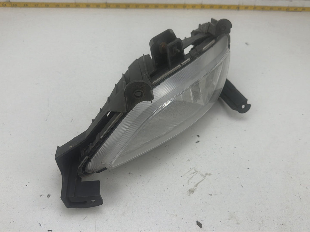 2011-2013 Hyundai Sonata Front Right Passenger Side Fog Light 116-50588R OEM