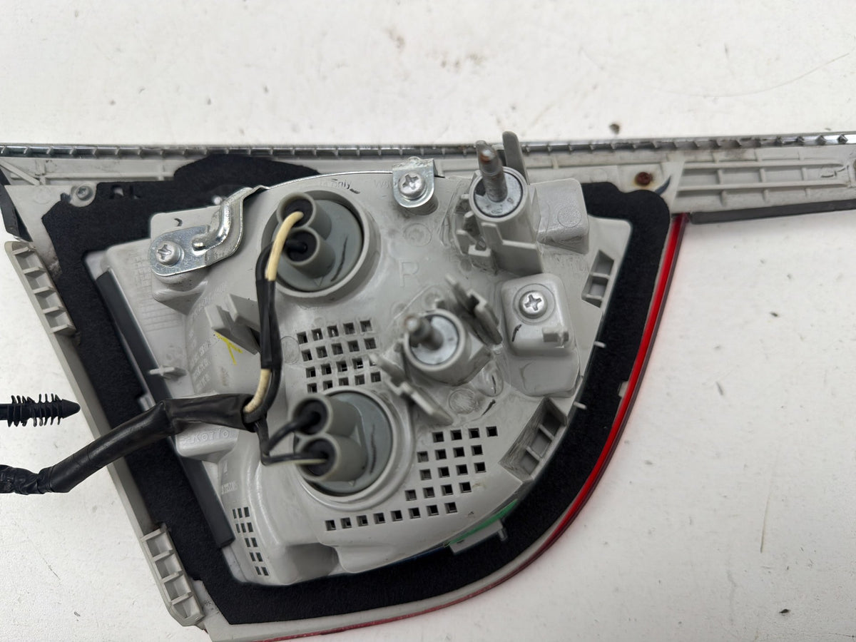 2012-2016 Buick Verano Rear Right Side Inner Trunk Lid Mounted Tail Light OEM