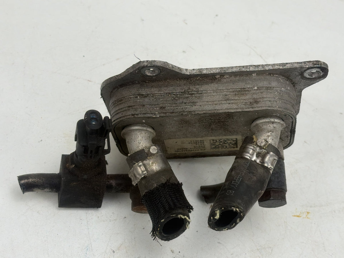 2014-2020 Maserati Quattroporte 3.0L V6 Engine Oil Cooler 06700316180 OEM