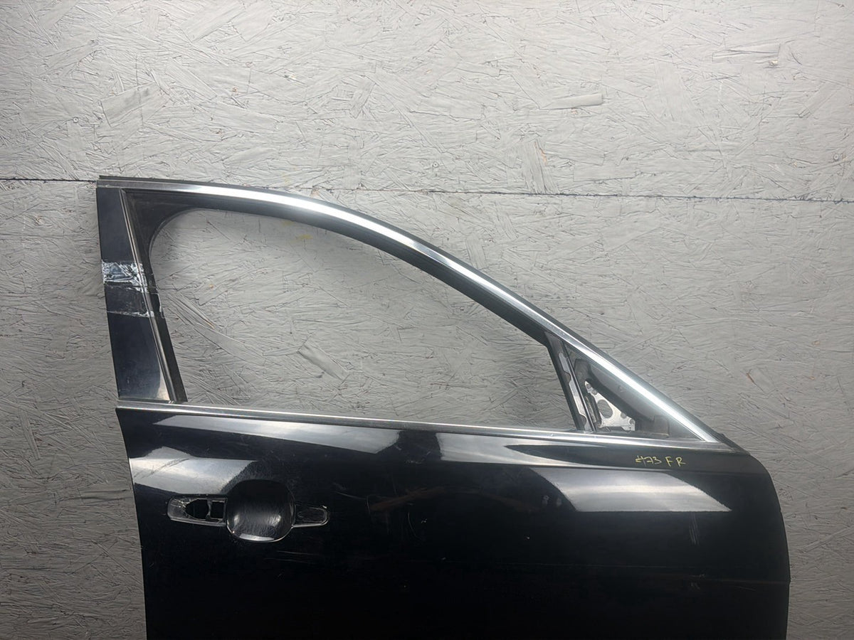 2017-2024 Jaguar F-Pace Front Right Passenger Side Outer Exterior Door Shell OEM