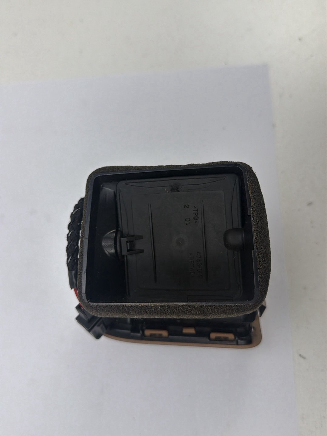 2003-2010 Porsche Cayenne Front Left Driver Side Dash Air Vent 7L5819703B OEM