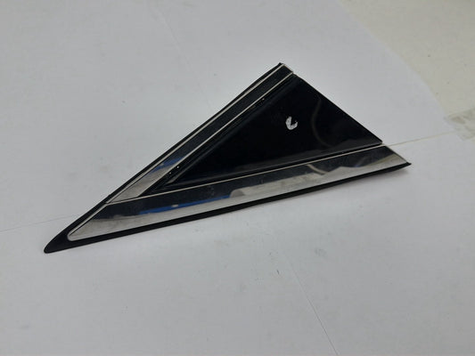 2010-2016 Cadillac SRX Front Right Side Fender Corner Cover Molding OEM