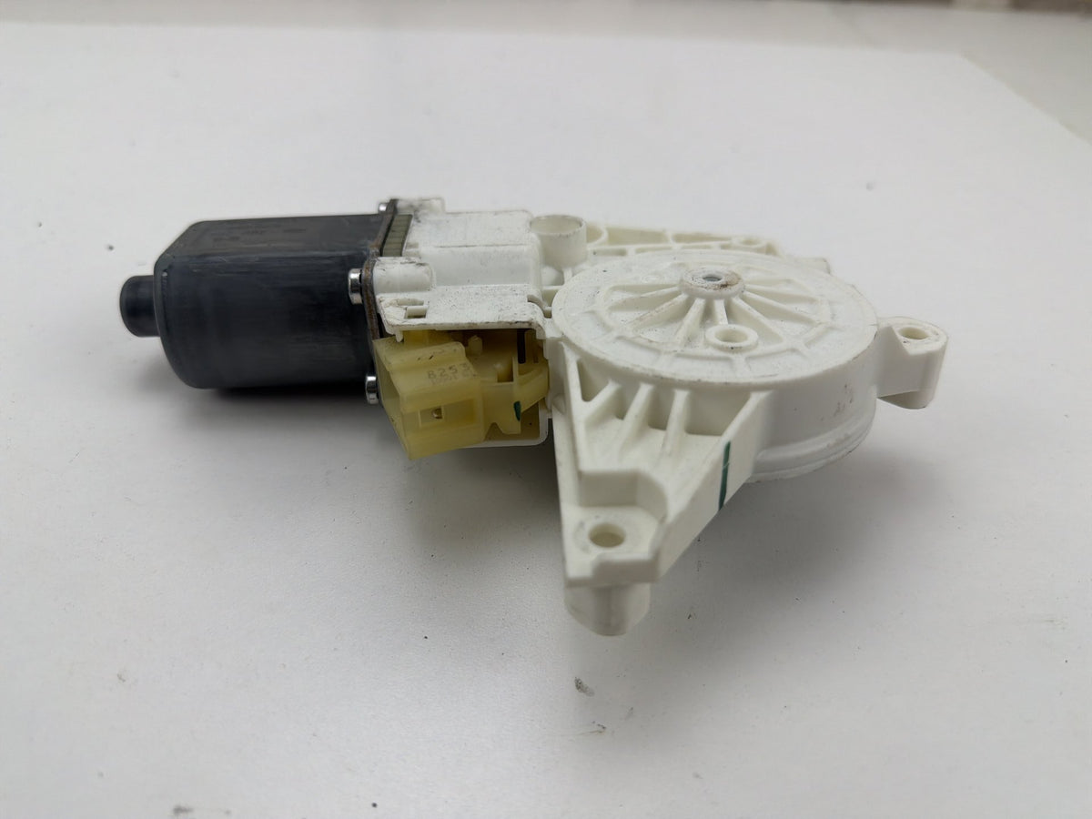2006-2012 Mercedes-Benz R350 Front Left Driver Side Door Power Window Motor OEM