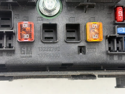 2011-2015 Opel Insignia Engine Bay Fuse Box Block 13222782 OEM