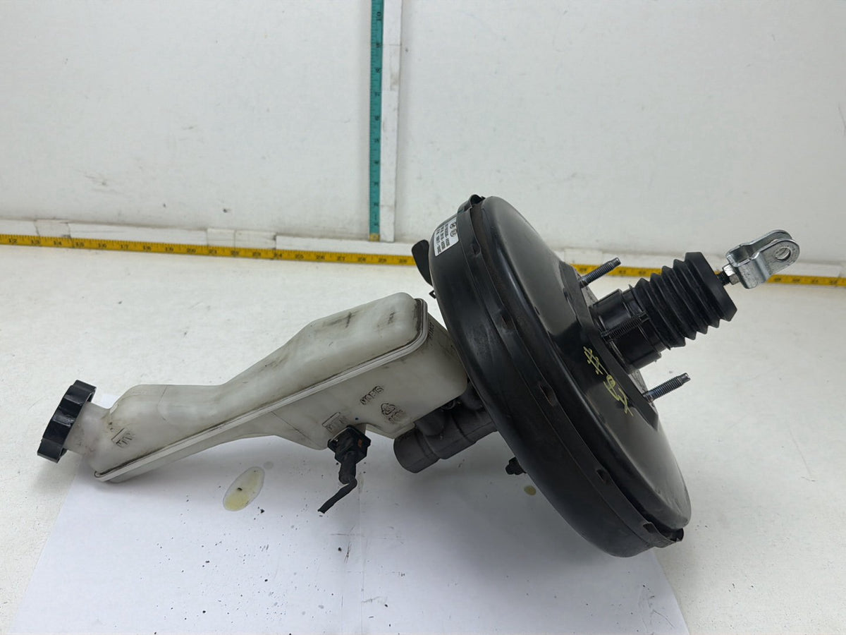2015 - 2021 Kia Sedona - Power Brake Booster With Reservoir 59110-A9200 OEM
