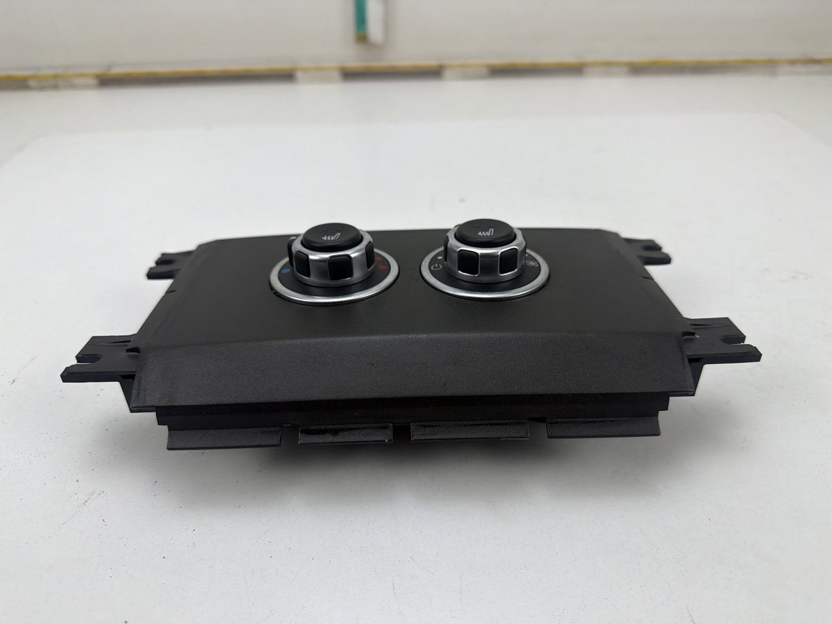 2010-2012 Land Rover Range Rover L322 Rear Center Climate Control Switch OEM