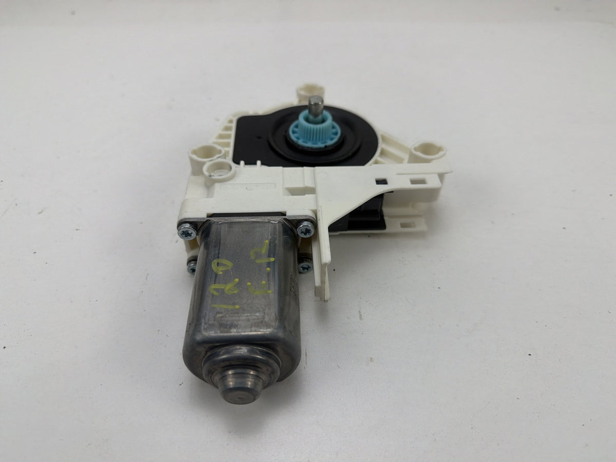 2009-2017 Audi Q5 Front Right Side Power Window Regulator Motor 8K0959802B OEM