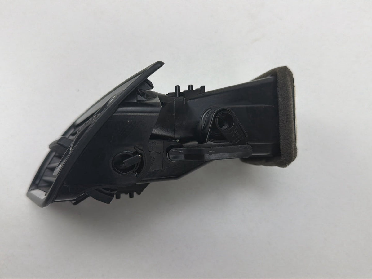 2013-2014 BMW X1 E84 SUV Air Vent 9258362 OEM