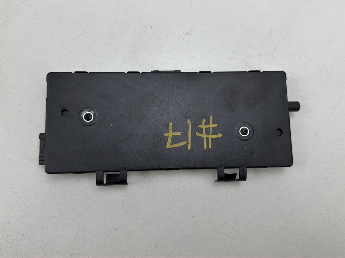 2012-2014 BMW X1 E84 Antenna Amplifier 50110053-D00 OEM