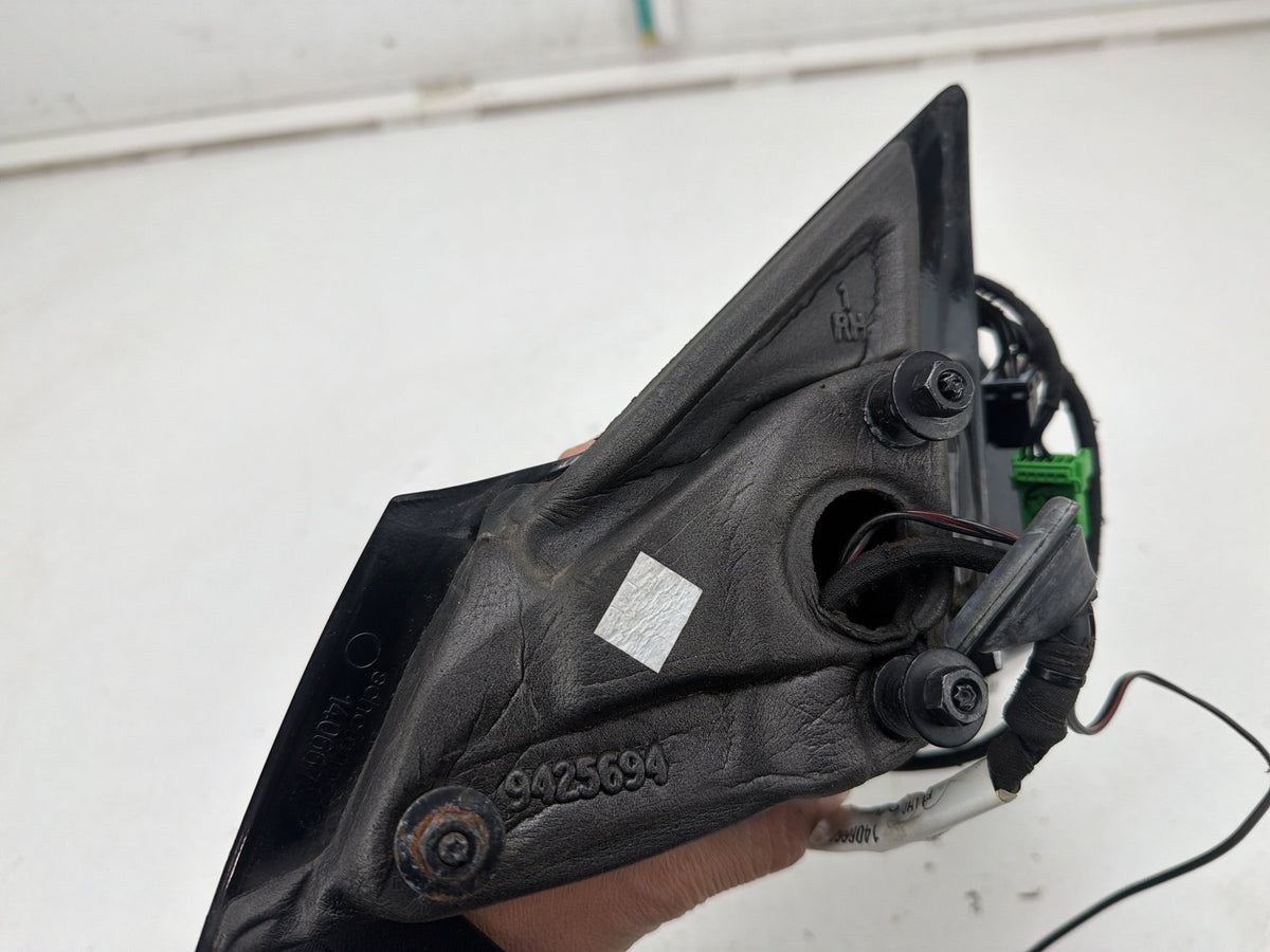 2003-2007 Cadillac CTS Front Right Passenger Side Door Mirror 9425694 OEM