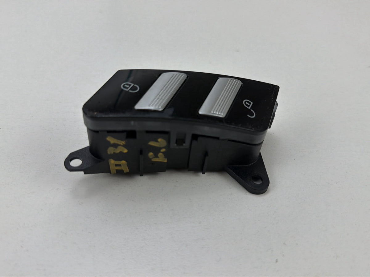 2007-2013 Mercedes-Benz S-Class W221-Front Left Door Lock Switch 2218213051 OEM