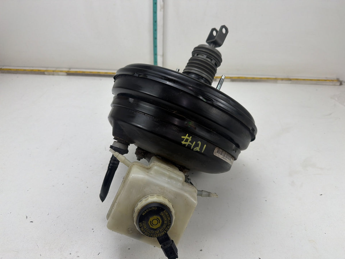 2007-2013 BMW X5 Power Brake Booster Master Cylinder w/ Reservoir 6791409 OEM