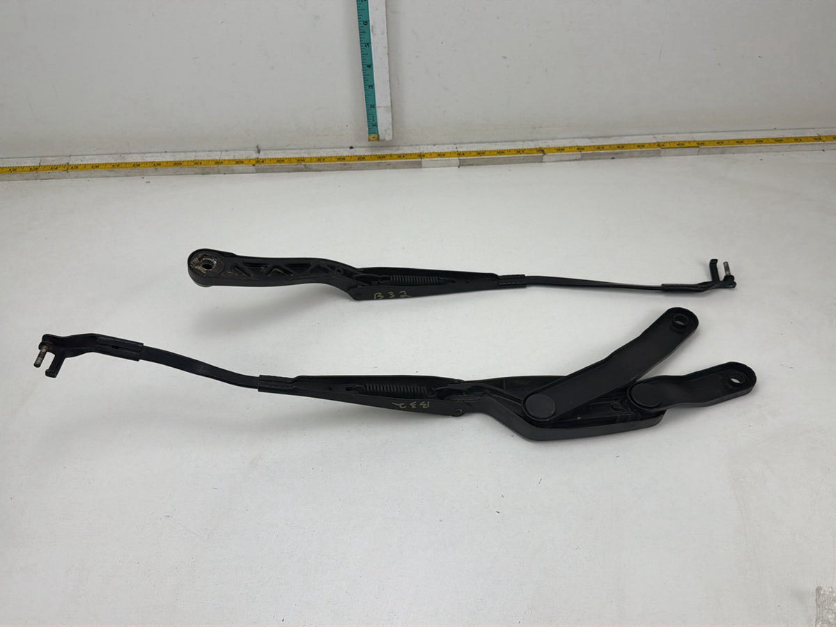 2010-2013 Mercedes-Benz E-Class Front Left and Right Side Wiper Arm Set OEM
