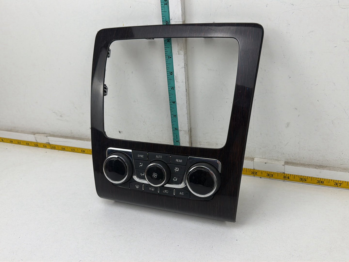 2013-2017 Chevrolet Traverse Radio Bezel Trim A/C Heater Climate Control OEM